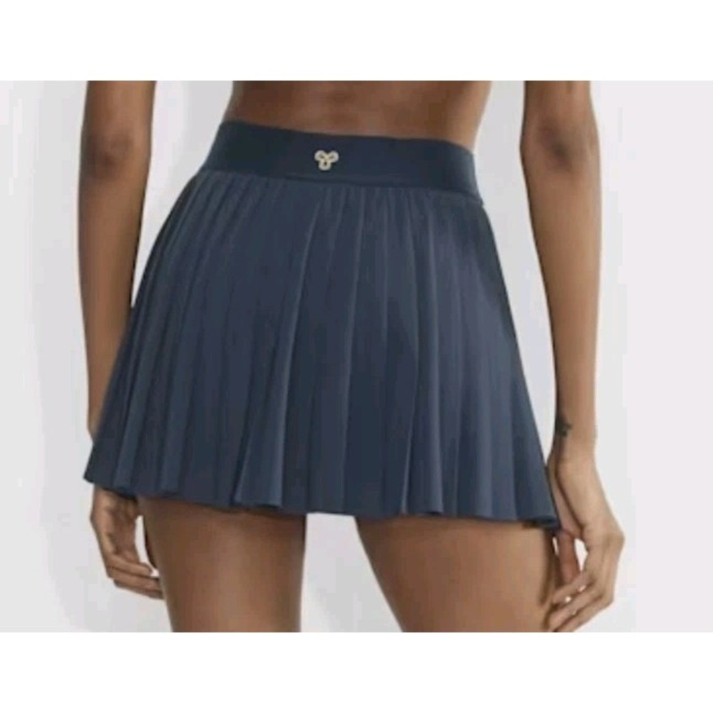 Aritzia TnAction Mini Skirt Navy Sz S EUC